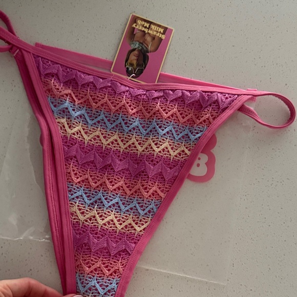 Strawberry Milk Mob Piper bottoms - Picture 2 of 4